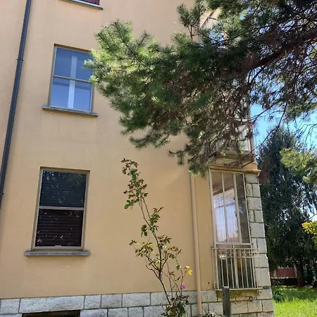 Luna, Vicino Centro Storico *