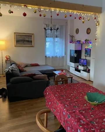 Luna, Vicino Centro Storico Apartman Spilimbergo